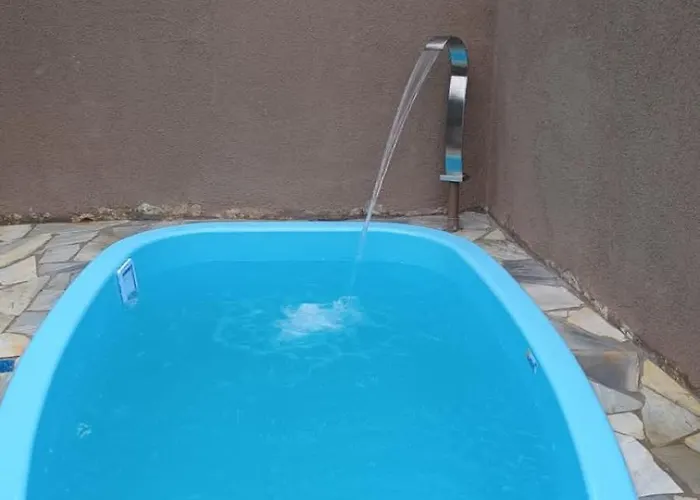 Casa Com Piscina, A 330M Da Praia Das Toninhas, Com 4Suites, 5 Banheiros Para16 Pessoas, 5Carros, Animais