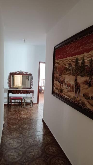 Casa Com Piscina, A 330m Da Toninhas, Com 4suites, 5 Banheiros Para16 Pessoas, 5carros, Animais