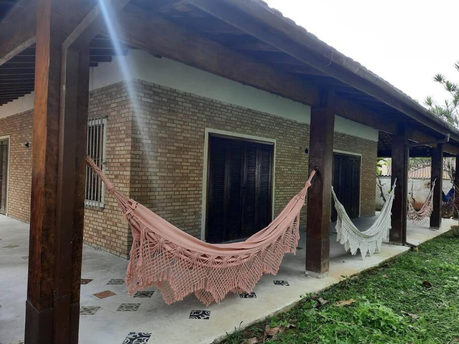 Casa de férias Casa Com Piscina, A 330m Da Toninhas, Com 4suites, 5 Banheiros Para16 Pessoas, 5carros, Animais *